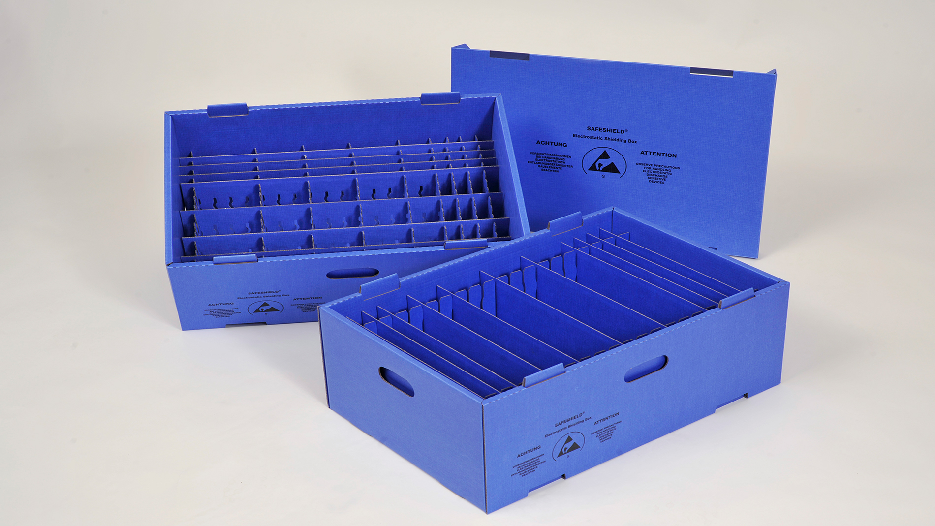 Fig. 1: The portfolio of standard ESD packaging made of corrugated board is continuously being expanded (Fig.: Straub-Verpackungen GmbH)