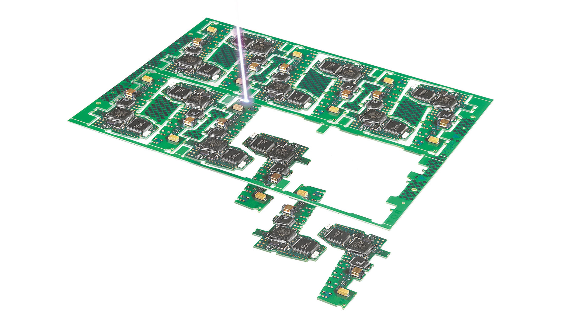 Bild 3: Leiterplatten, die dank des geringen Laserdurchmessers im Vollschnitt getrennt werden können: Mit dem LPKF Lasernutzentrennen können bis zu 30% Material gespart werden (Bild: SmartRep GmbH)